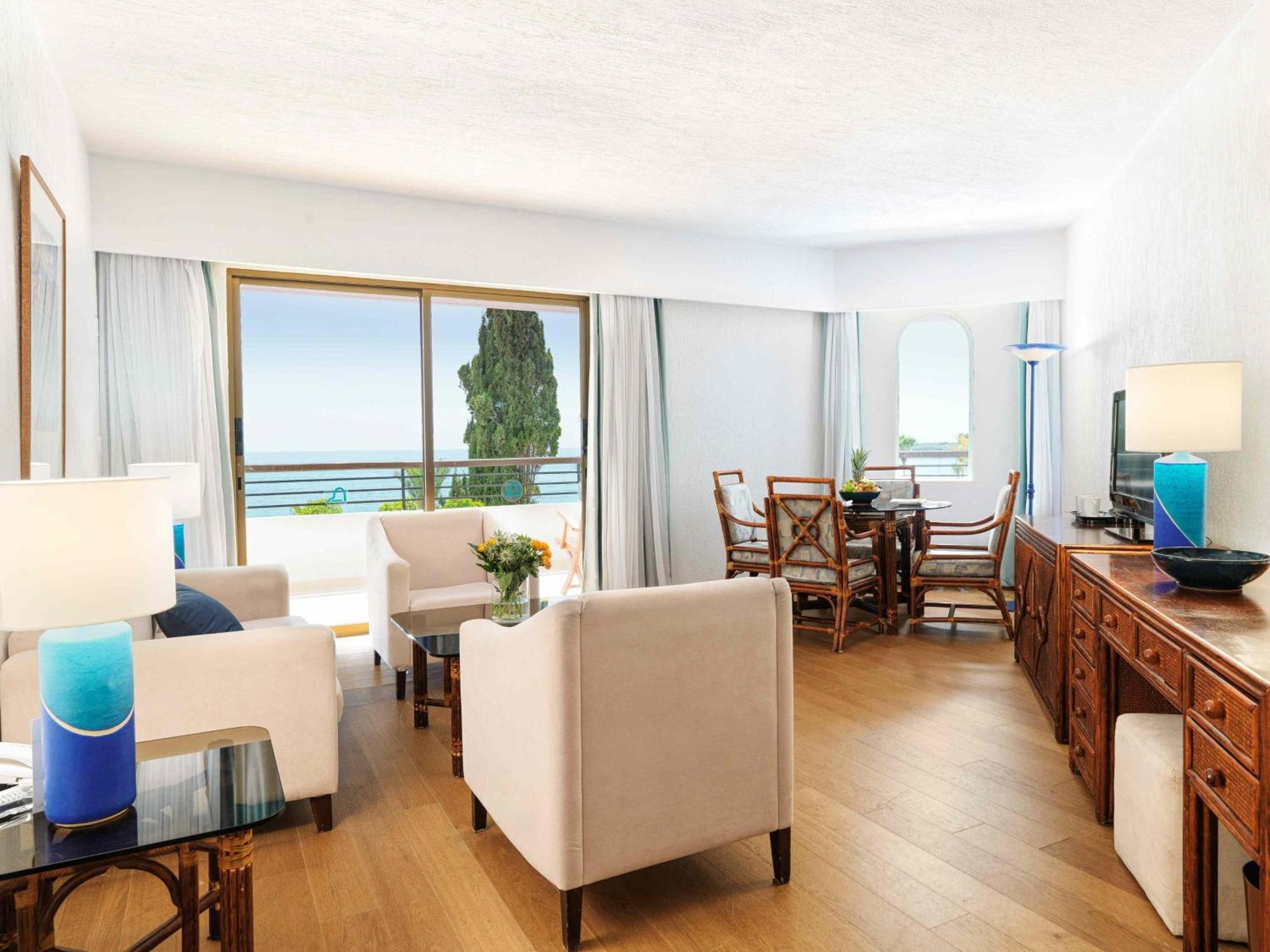 Hotel Coral & Cyprus Coral Bay